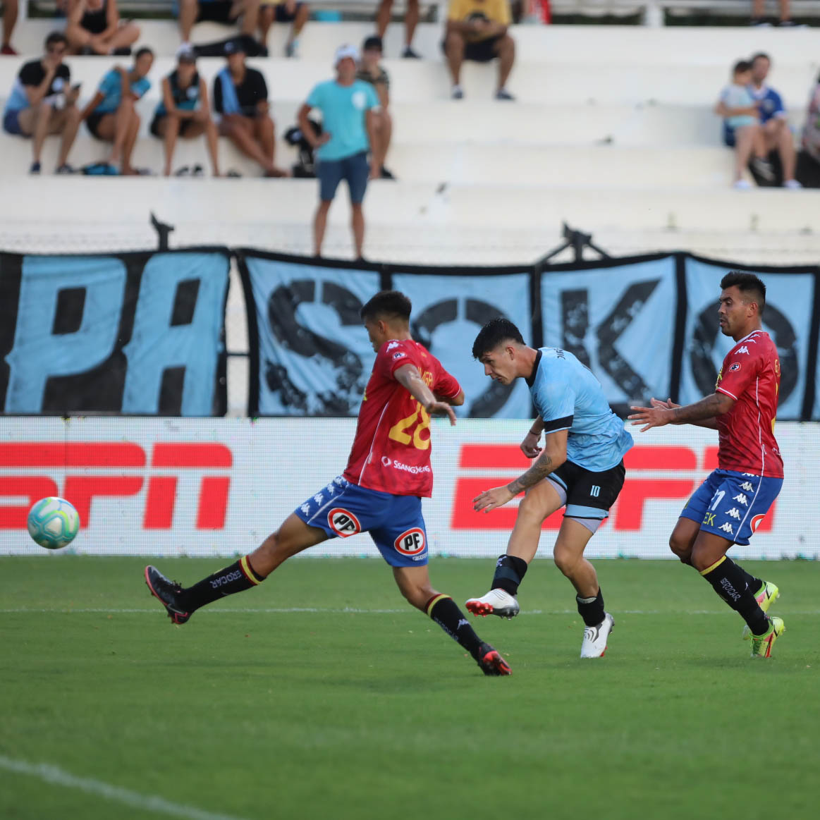 Belgrano jugó bien y superó a Unión Española | Canal Showsport