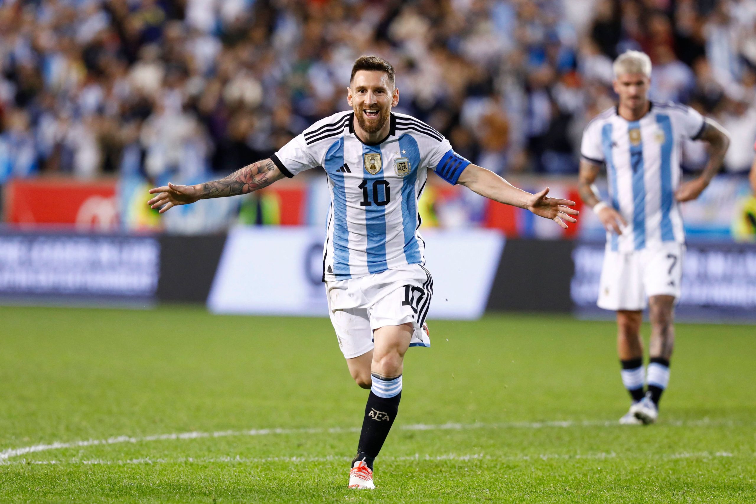 Con doblete de Messi, Argentina goleó a Jamaica | Canal Showsport