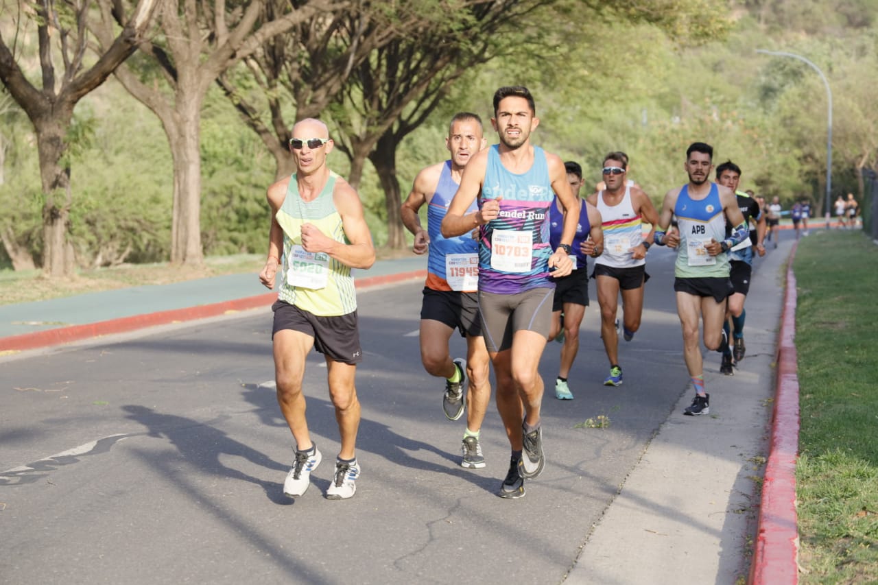 Encontrá tu foto de la “Maratón 42K CBA 2022” | Canal Showsport