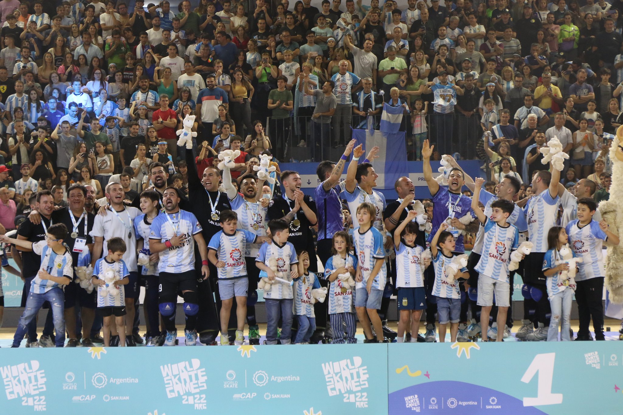 Triple corona: Argentina campeón mundial de Hockey sobre Patines en masculino, femenino y sub 19 | Canal Showsport