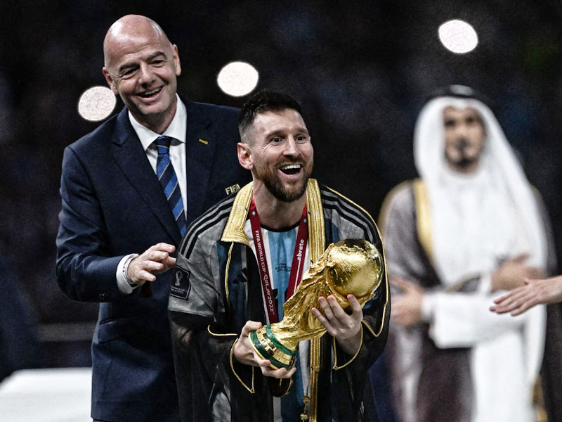  ¿Qué es la túnica que le pusieron a Messi antes de levantar la Copa? | Canal Showsport