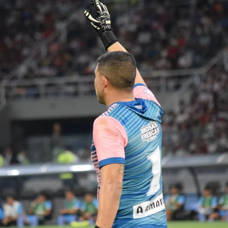 Cali Rodríguez: "¿Quién no quisiera cambiar una remera con un equipo de Primera División?" | Canal Showsport