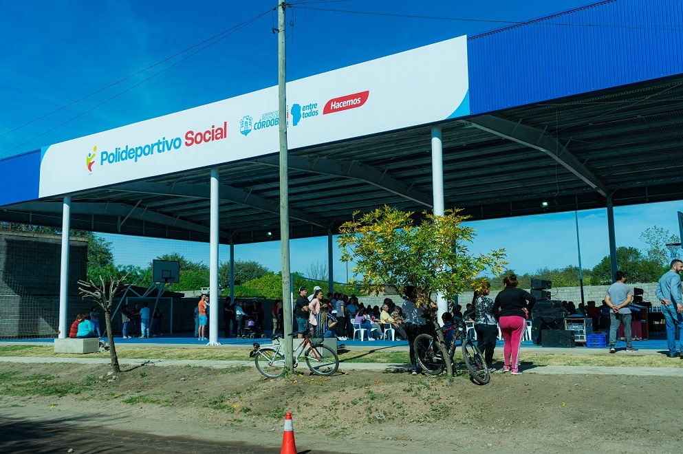 Se inauguró en nuevo polideportivo en San José de la Dormida | Canal Showsport