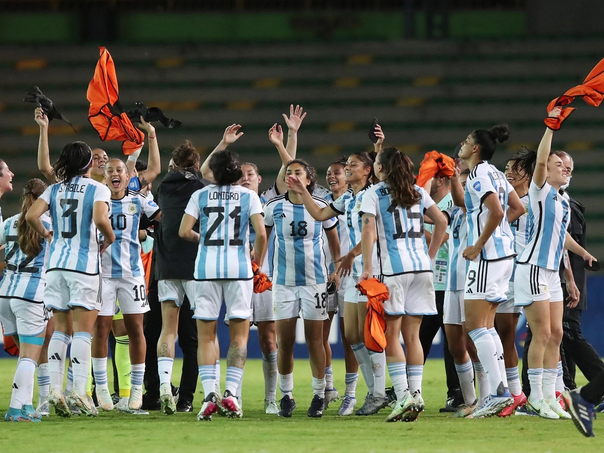 Una hondureña arbitrará el debut de Argentina en el Mundial Femenino | Canal Showsport
