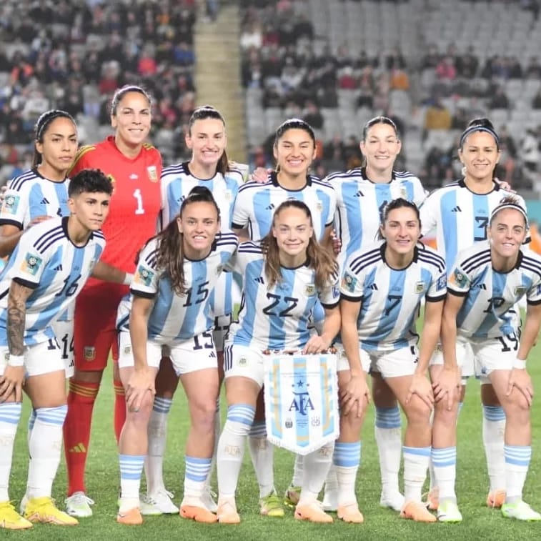 Argentina perdió 1-0 con Italia en su primer partido del Mundial de fútbol femenino • Canal C