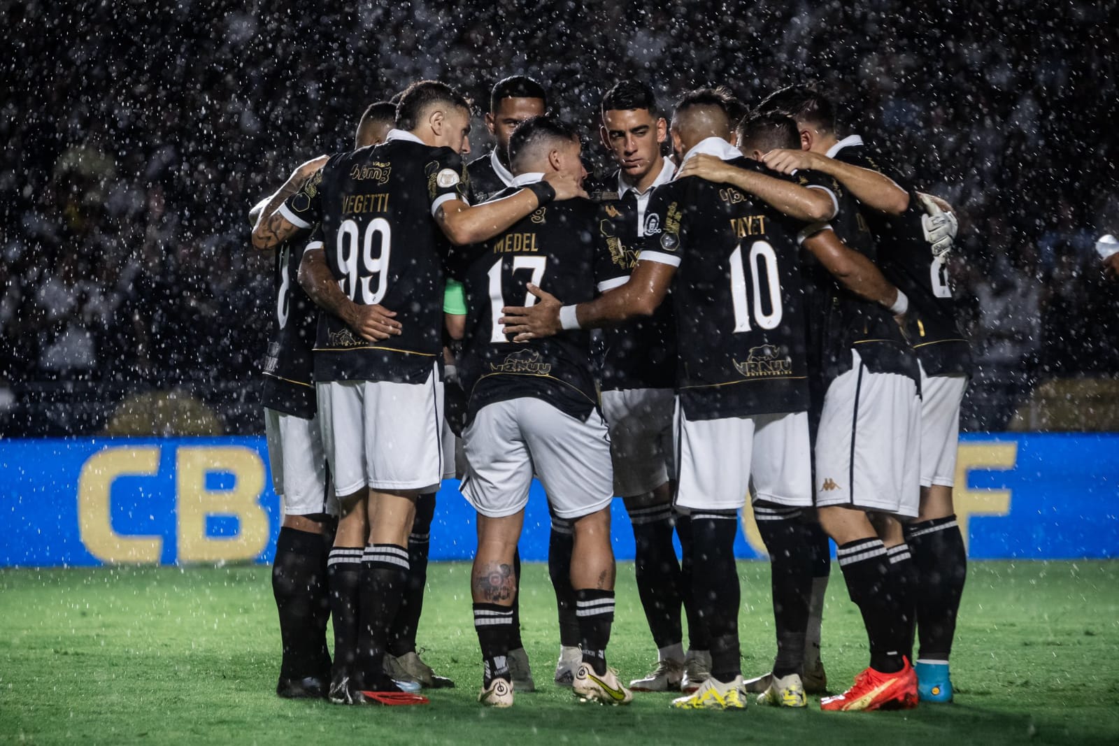 Vegetti convirtió en la derrota del Vasco ante Corinthians | Canal Showsport