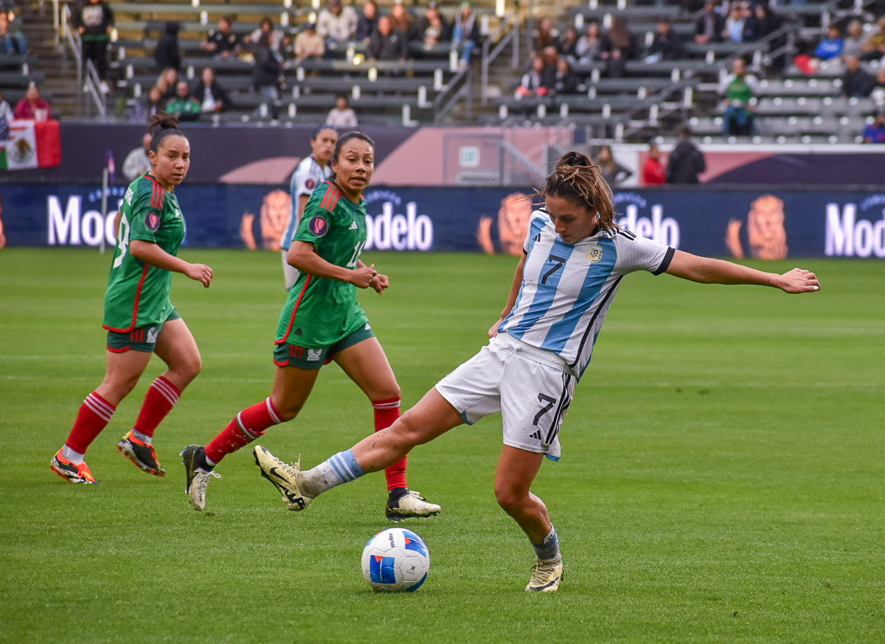 La selección femenina rescató un empate en el debut de la Copa de Oro | Canal Showsport