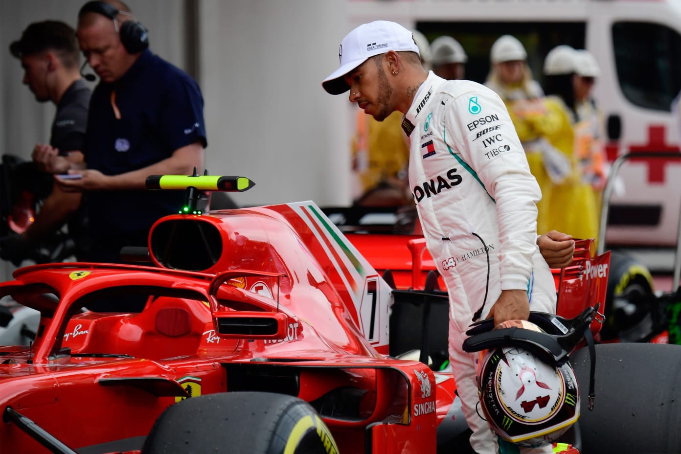 Es oficial: Lewis Hamilton a Ferrari en 2025 | Canal Showsport