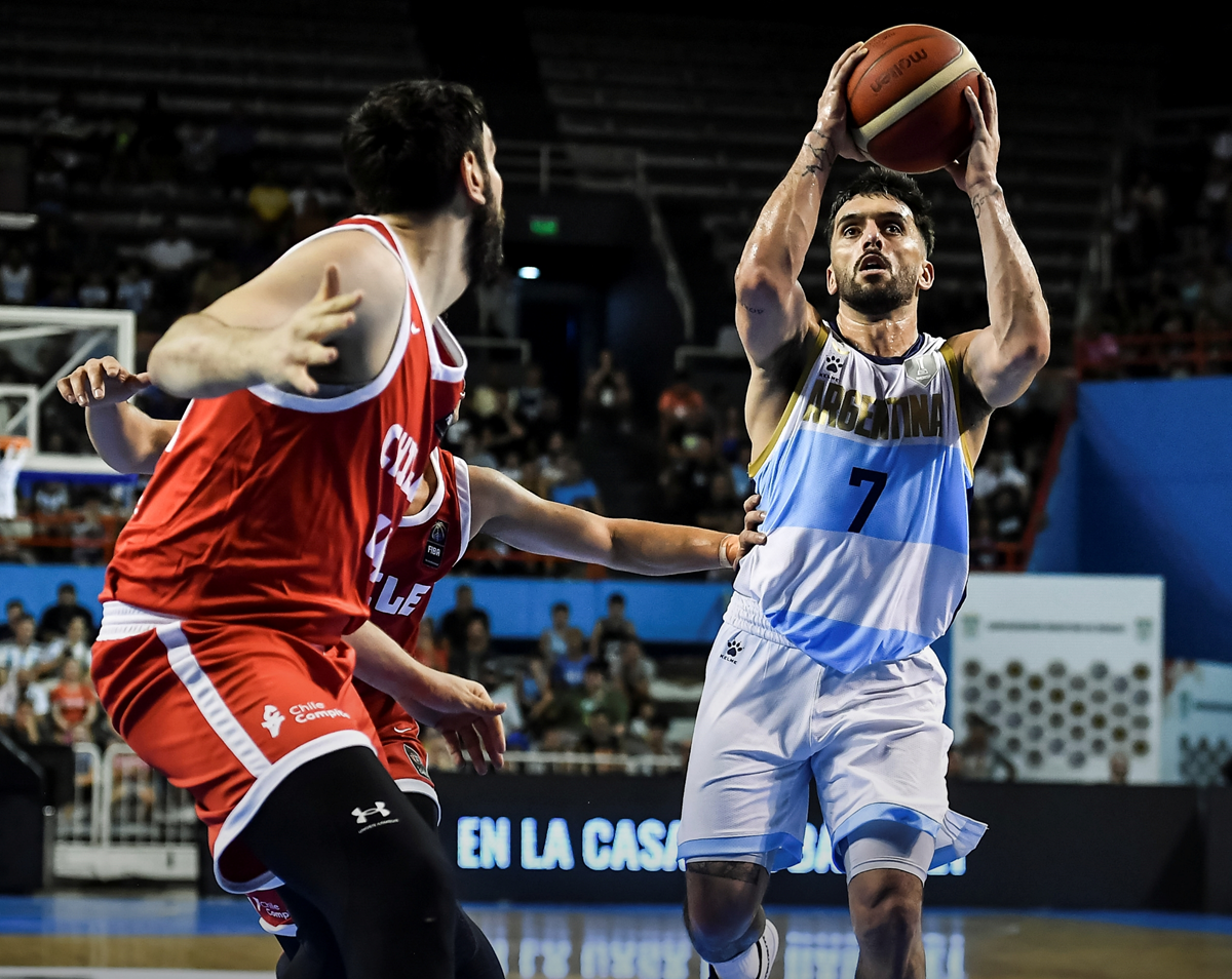 Argentina derrotó a Chile en el estreno de la clasificación a la AmeriCup de básquetbol | Canal Showsport