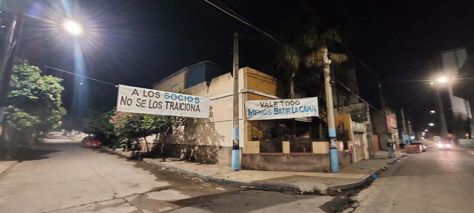 Belgrano: Banderas con mensajes intimidantes por el derecho de admisión a socios | Canal Showsport