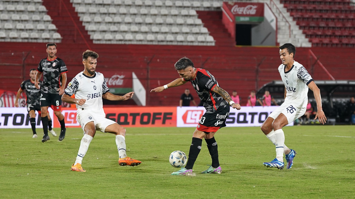 Independiente y Barracas no se sacaron ventajas en un partido que se tiñó de polémicas | Canal Showsport